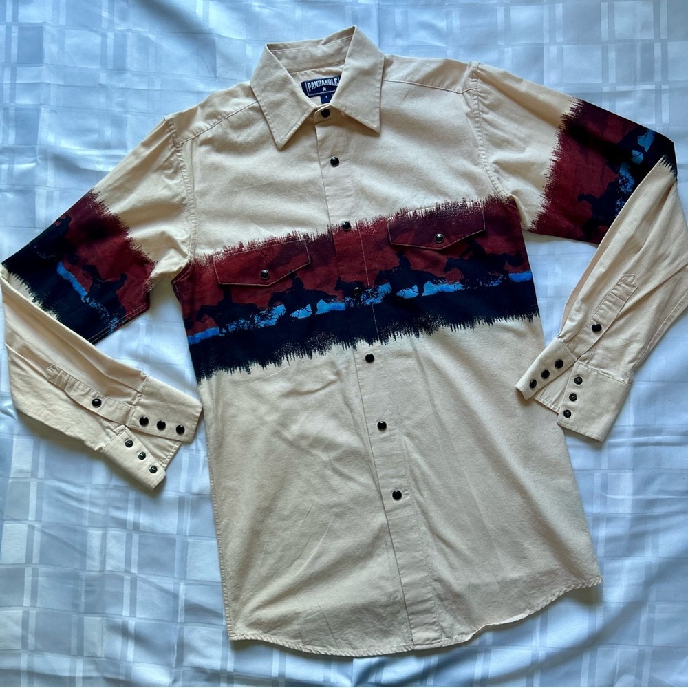 Panhandle Long Sleeve Clasp Closure Western Wraparound Graphic Top